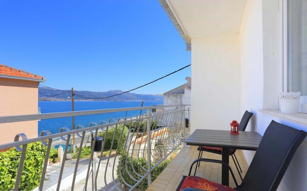 Katja Apartment Трогир Екстериор снимка