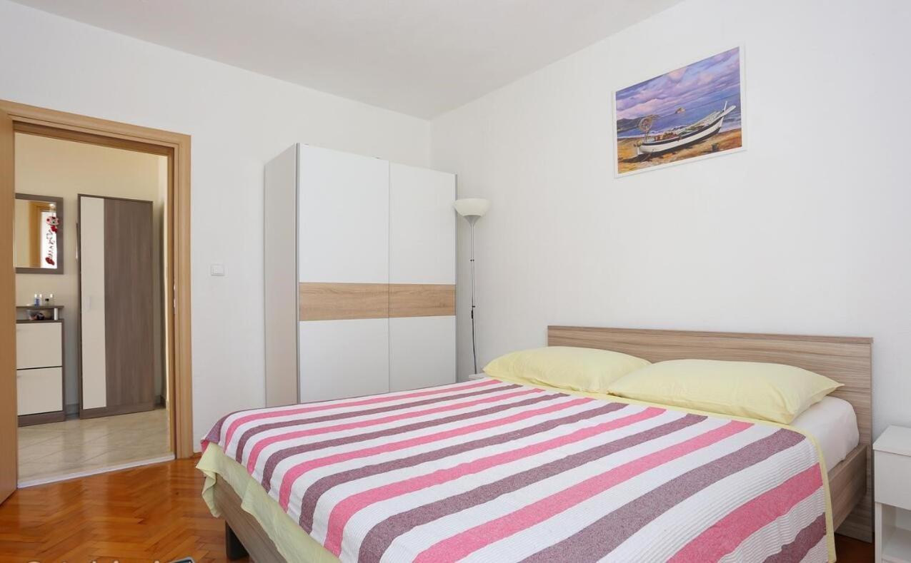 Katja Apartment Трогир Екстериор снимка